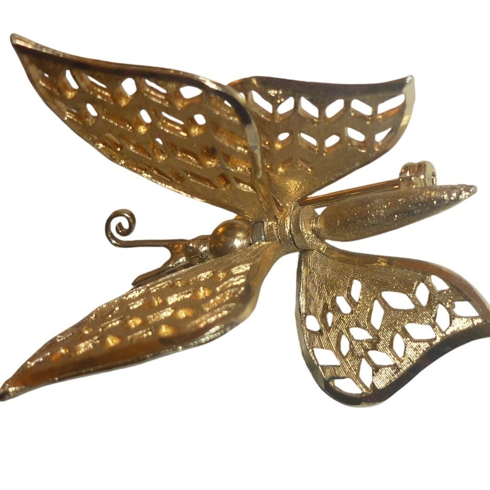 Vintage Coro Patented Gold Tone‎ Trembler Butterfly Brooch Openwork Moving Wing